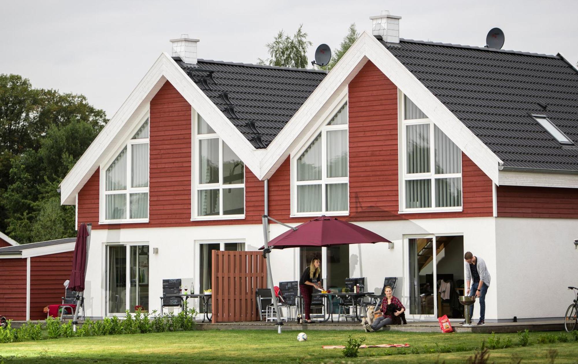 Ferienhaus Nordhorn - Haus Am See Exterior photo