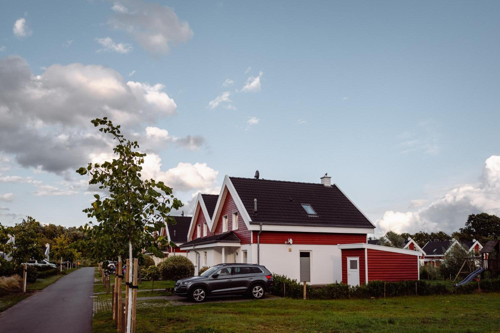 Ferienhaus Nordhorn - Haus Am See Exterior photo